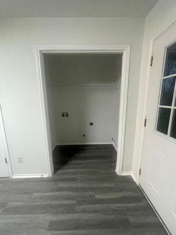 221 Britni LOOP, Kyle, TX 78640