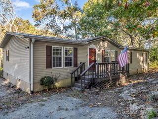 30 Providence Drive, Flat Rock, NC 28731