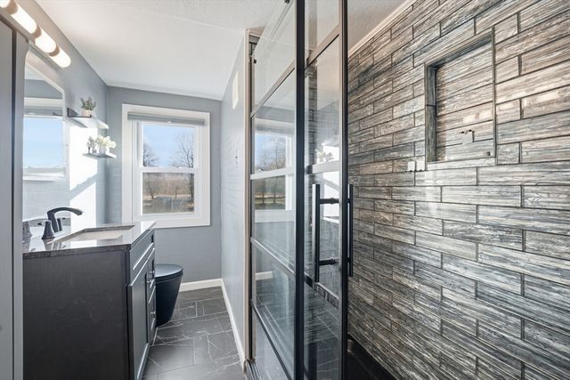 592 Stony Hill Rd, Wilbraham, MA 01095