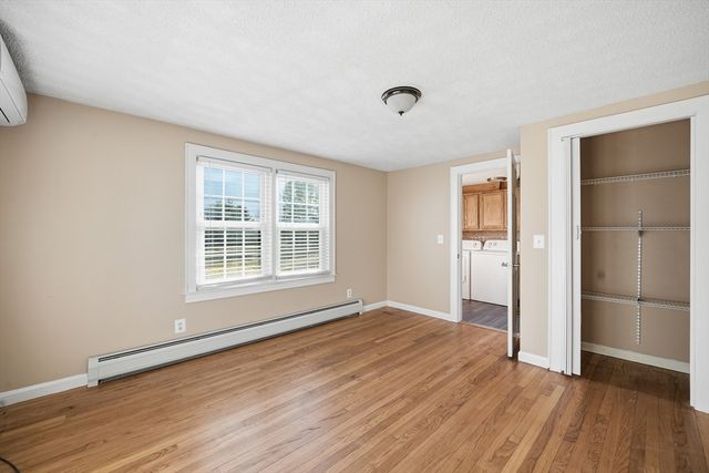 592 Stony Hill Rd, Wilbraham, MA 01095