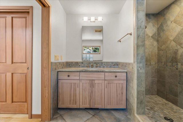 206 Ravenswood Court, Santa Cruz, CA 95060