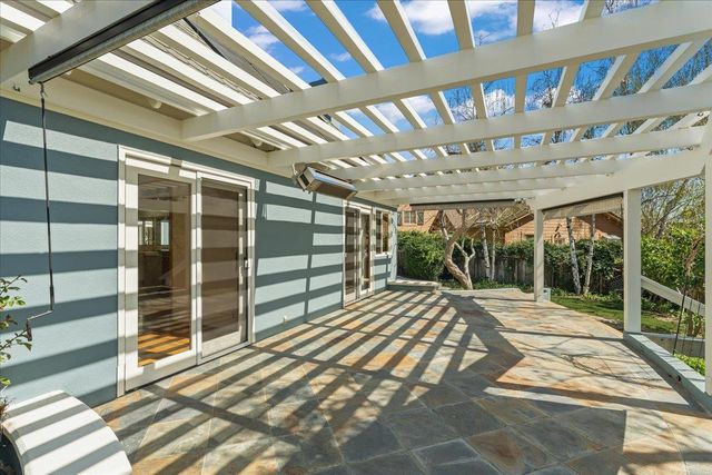 206 Ravenswood Court, Santa Cruz, CA 95060