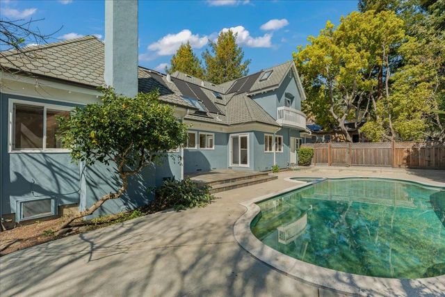 206 Ravenswood Court, Santa Cruz, CA 95060