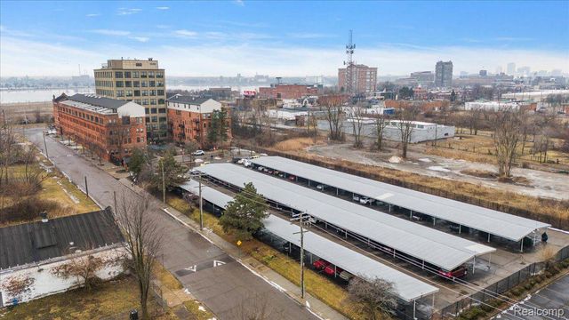 6533 E Jefferson Avenue 329, Detroit, MI 48207