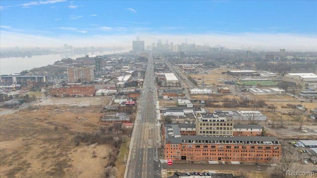 6533 E Jefferson Avenue 329, Detroit, MI 48207