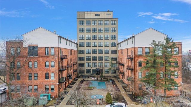 6533 E Jefferson Avenue 329, Detroit, MI 48207