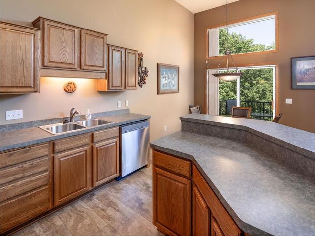 15329 Wilderness Ridge Road NW, Prior Lake, MN 55372