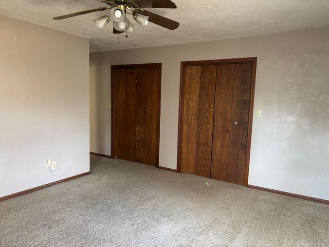 846 S Barnes Avenue, Springfield, MO 65802