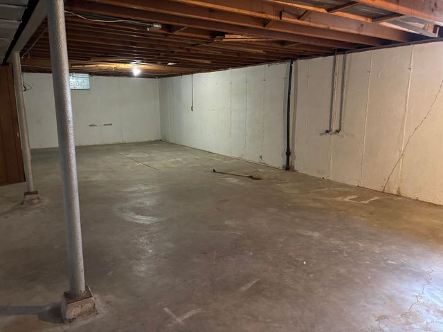 846 S Barnes Avenue, Springfield, MO 65802