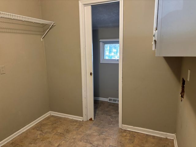 846 S Barnes Avenue, Springfield, MO 65802