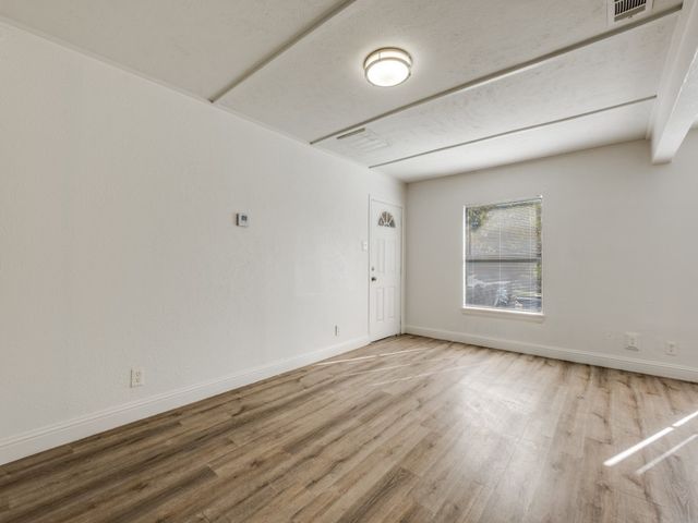 6439 Hollis Avenue, Dallas, TX 75227