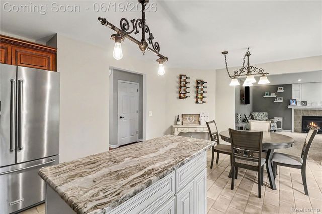 2548 Empire Court, Rochester Hills, MI 48309
