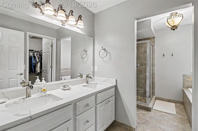 2548 Empire Court, Rochester Hills, MI 48309