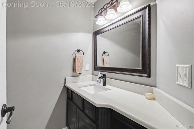 2548 Empire Court, Rochester Hills, MI 48309
