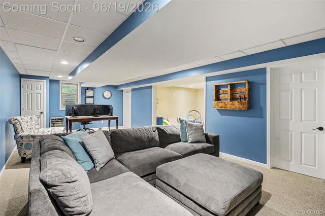 2548 Empire Court, Rochester Hills, MI 48309