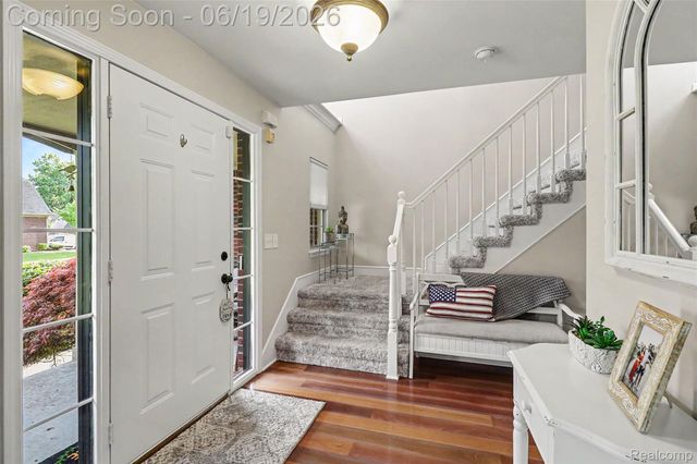 2548 Empire Court, Rochester Hills, MI 48309