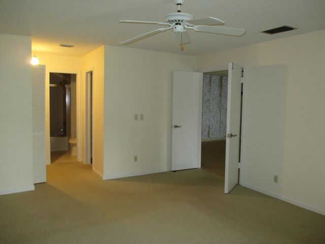 10101 Mangrove Drive 201, Boynton Beach, FL 33437