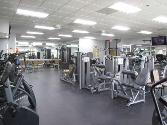 10101 Mangrove Drive 201, Boynton Beach, FL 33437