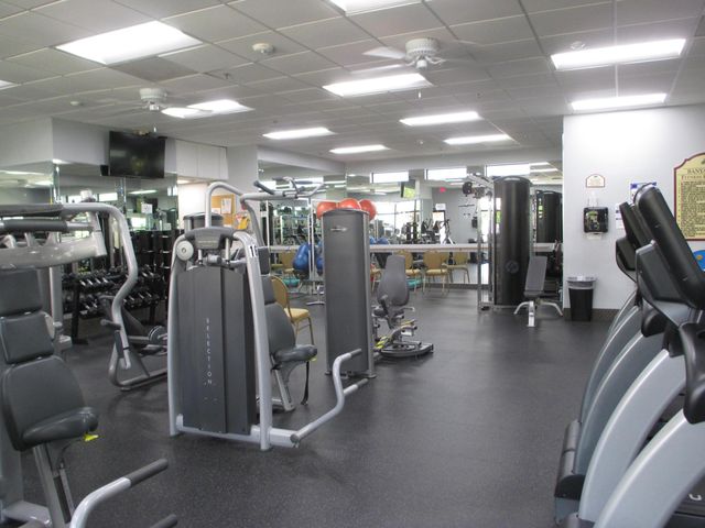 10101 Mangrove Drive 201, Boynton Beach, FL 33437