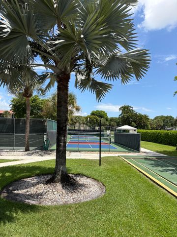 10101 Mangrove Drive 201, Boynton Beach, FL 33437