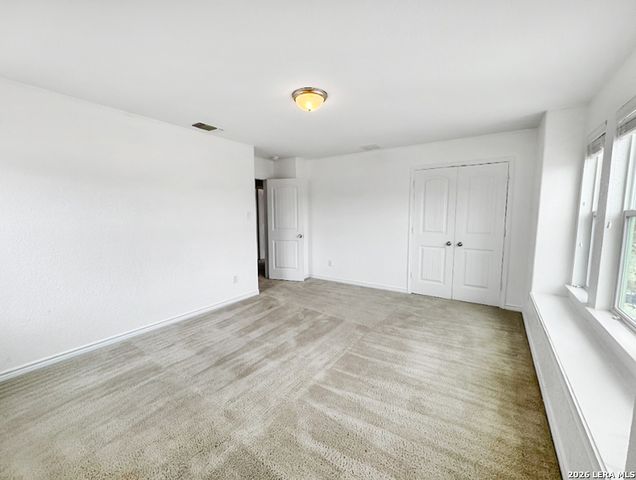 6830 Foster Flds, Converse, TX 78109