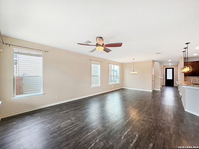 6830 Foster Flds, Converse, TX 78109