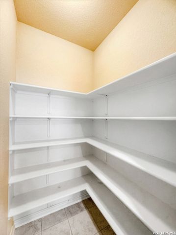 6830 Foster Flds, Converse, TX 78109