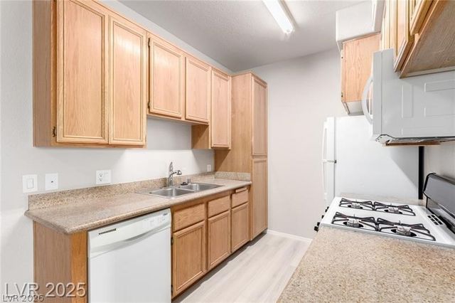 3318 North Decatur Boulevard 1092, Las Vegas, NV 89130