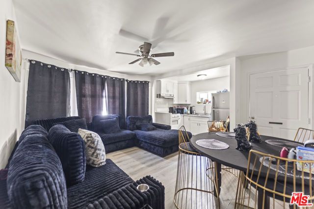 901 E 42nd Street, Los Angeles, CA 90011