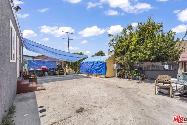 901 E 42nd Street, Los Angeles, CA 90011
