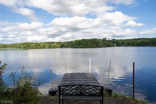 28 Laketop Dr, Hampton Twp., NJ 07860
