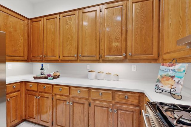 2203 Onion Creek PKWY 8, Austin, TX 78747