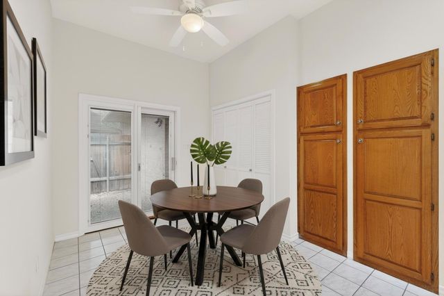 2203 Onion Creek PKWY 8, Austin, TX 78747