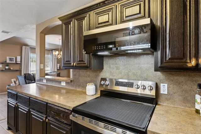 2804 Hospital Boulevard, Grand Prairie, TX 75051
