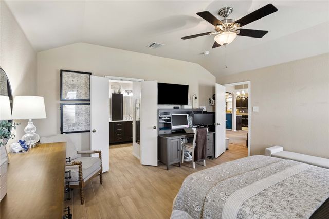 2804 Hospital Boulevard, Grand Prairie, TX 75051