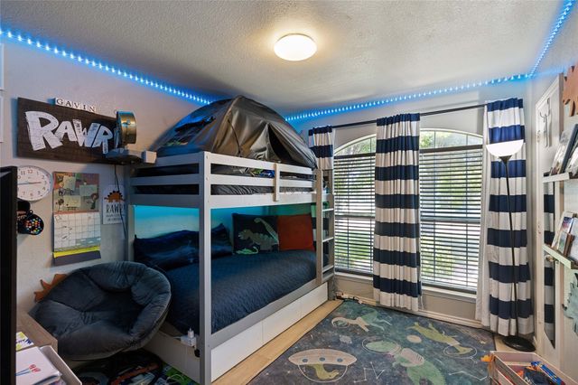 2804 Hospital Boulevard, Grand Prairie, TX 75051