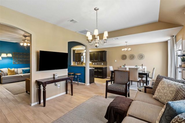 2804 Hospital Boulevard, Grand Prairie, TX 75051