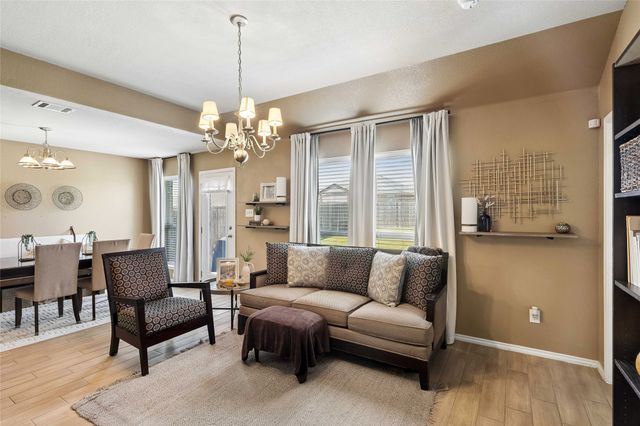 2804 Hospital Boulevard, Grand Prairie, TX 75051