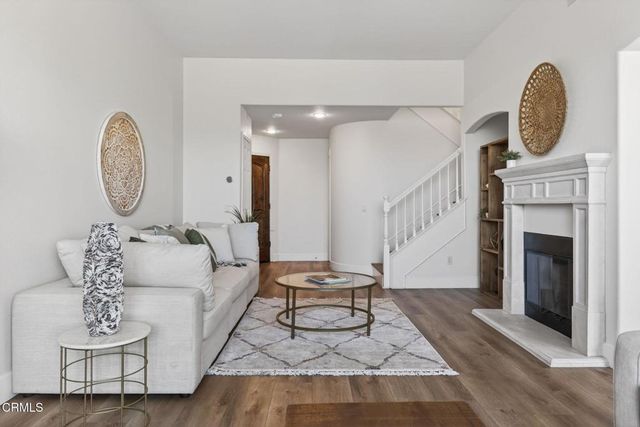 931 Corte Augusta, Camarillo, CA 93010