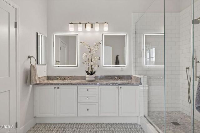 931 Corte Augusta, Camarillo, CA 93010