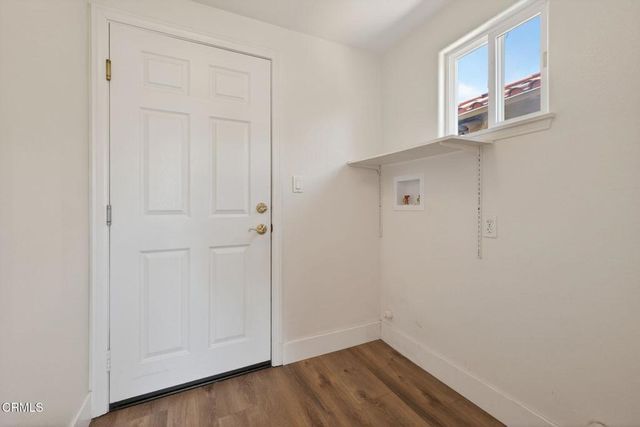 931 Corte Augusta, Camarillo, CA 93010