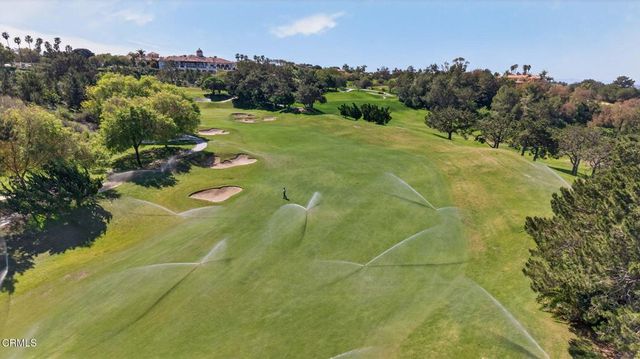 931 Corte Augusta, Camarillo, CA 93010