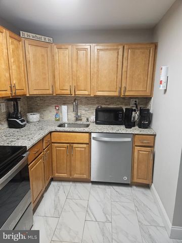 742-B PUTNAM BLVD, Wallingford, PA 19086