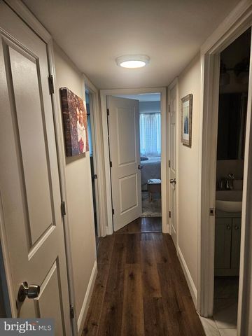 742-B PUTNAM BLVD, Wallingford, PA 19086