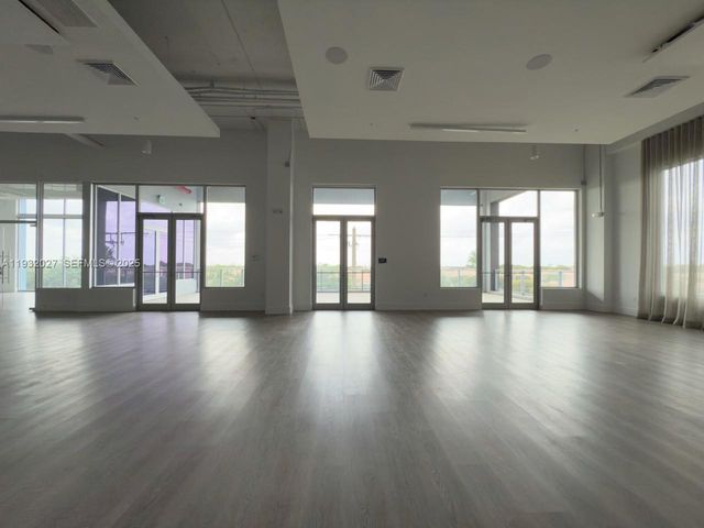 7875 NW 107th Ave 417, Doral, FL 33178