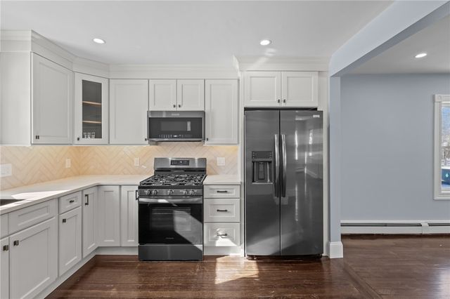 29 Ide Avenue, East Providence, RI 02914