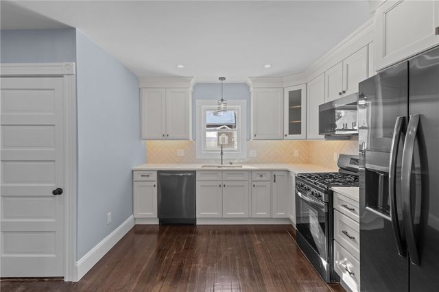 29 Ide Avenue, East Providence, RI 02914