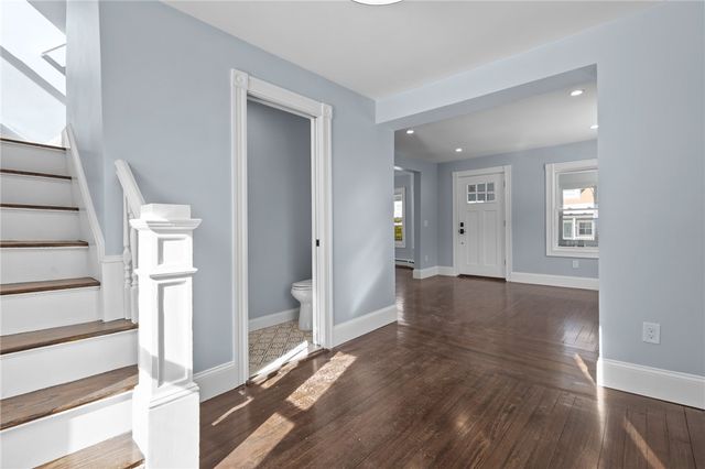 29 Ide Avenue, East Providence, RI 02914