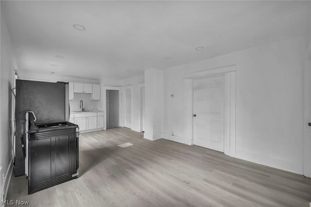 4441 E 144th Street, Cleveland, OH 44128