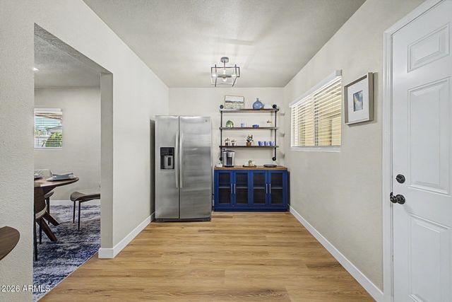 429 W 9TH Street, Mesa, AZ 85201